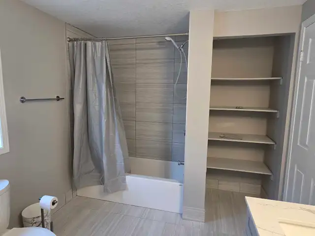House for rent in Kitchener in Long Term Rentals in Kitchener / Waterloo - Image 6