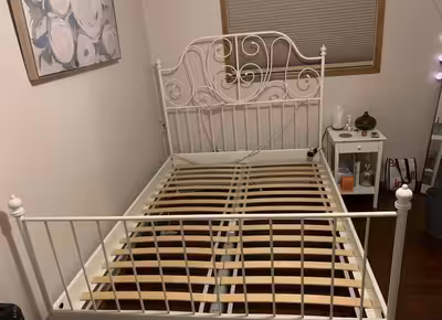 All parts and hardware, Pickup south side,Delivery extra 30$, Queen sz mattress available extra $