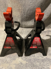 Mastercraft 3 ton jack stands