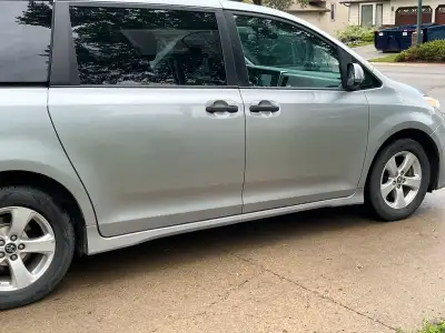 Selling our family cruiser with 103,xxx kms. Runs and drives perfect and we’ve never had a single is...