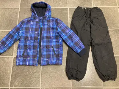 boys size 10-12 winter jacket / snowpants. READ description., View more