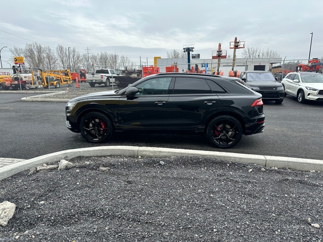 AUDI SQ8 2023