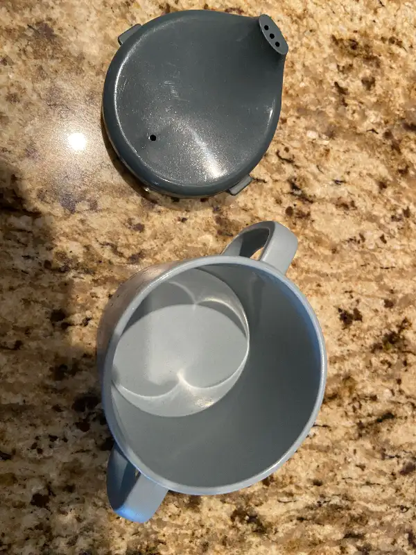 Tasse pour bébé marque Lassig moutons in Multi-item in City of Montréal - Image 3