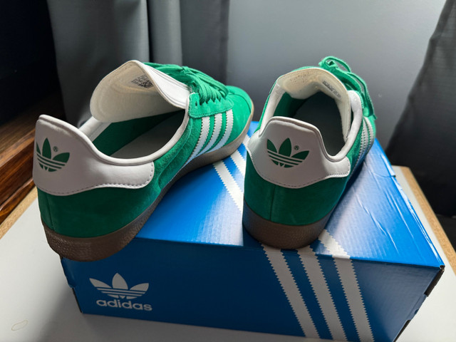 Adidas Gazelle Green size 11 dans Chaussures pour hommes  à Laval/Rive Nord - Image 3