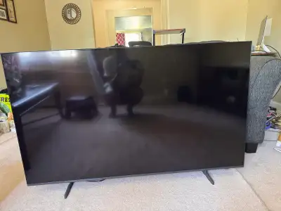 Samsung 55" U8000F Series 4K UHD HDR LED Tizen Smart TV, View more