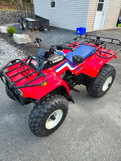 Bayou 220 1988 2x4 avec reculon completement d'origine !! . Ultra propre , les photos parle d'elle m...