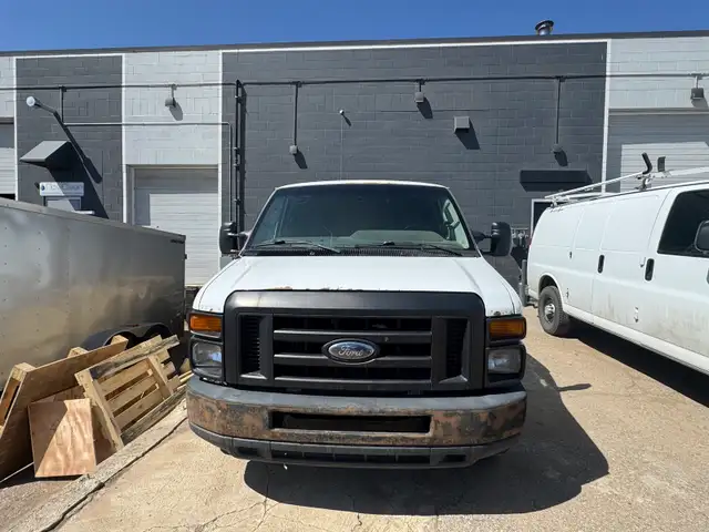 2012 Ford E150