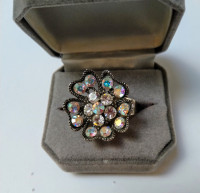 Vintage Floral Crystal Ring Adjustable band