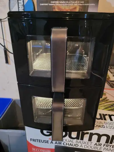 Gourmia Dual Basket Air Fryer, View more