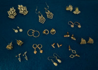 15 Pairs EARINGS - Great Selection - RHINESTONE