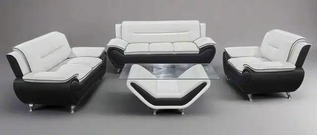 Sofa Set in Multi-item in Hamilton - Image 2