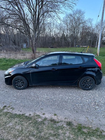 2014 Hyundai Accent HIGH HIGHWAY KM’s