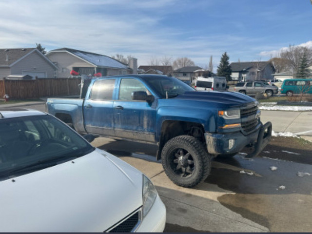 2017 Chevy Silverado 1500 LT for sale  in Cars & Trucks in Calgary