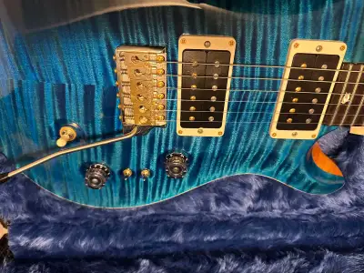 PRS Custom 24 – 35th Anniversary (2021) – 10-Top – Cobalt/Matteo, View more