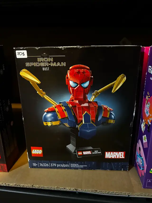 LEGO Iron Spider-Man Bust