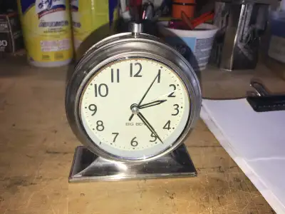 WESTCLOX + BIG BEN TABLE TOP ALARM CLOCKS WORKING, View more