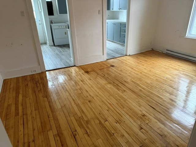 4 1\2 à louer, St-Clément, libre 1er Sept, 1495$, 514-924-7063 — photo 1