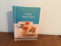 Livre neuf  de cuisine pour Petits déjeuners  8$