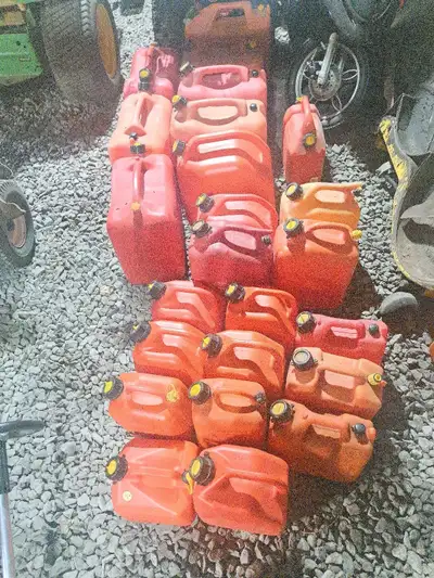Fuel cans $1 a Liter, View more