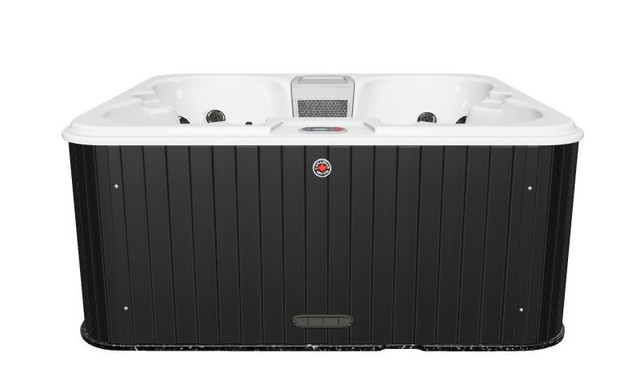 New Sealed - Canadian Spa Company Gander Hot Tub - Plug and Play in Hot Tubs & Pools in City of Toronto - Image 3
