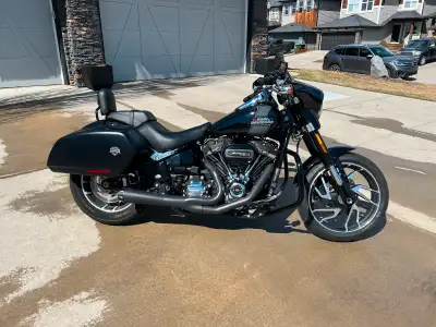 Harley Davidson Sport Glide with upgraded Stage 1 Bassano Pipes, heated grips and a tinted windshiel...