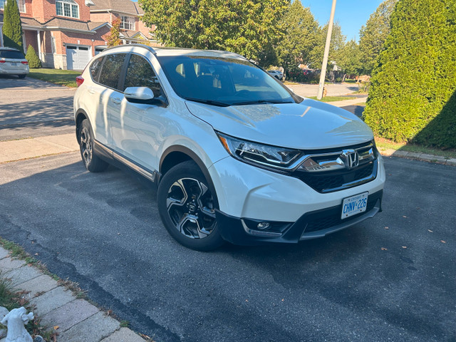 Honda cr v touring 2018 at 53,000km in Cars & Trucks in Markham / York Region - Image 2