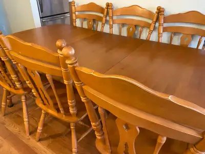 EXCELLENT Condition Dining Set, View more