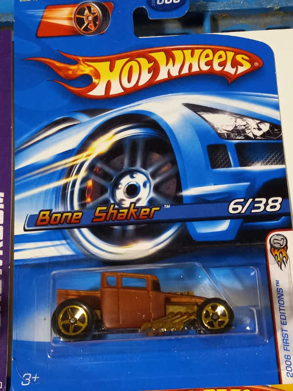 Hot Wheels Rare Error/Variation Cars Corvette,Falcon,Shaker Lot in Toys & Games in Trenton - Image 3