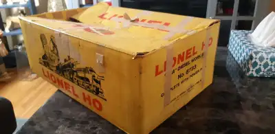 Lionel HO #5733 train set box. In good shape with masking tape stuck to it. No dampness visible. Har...