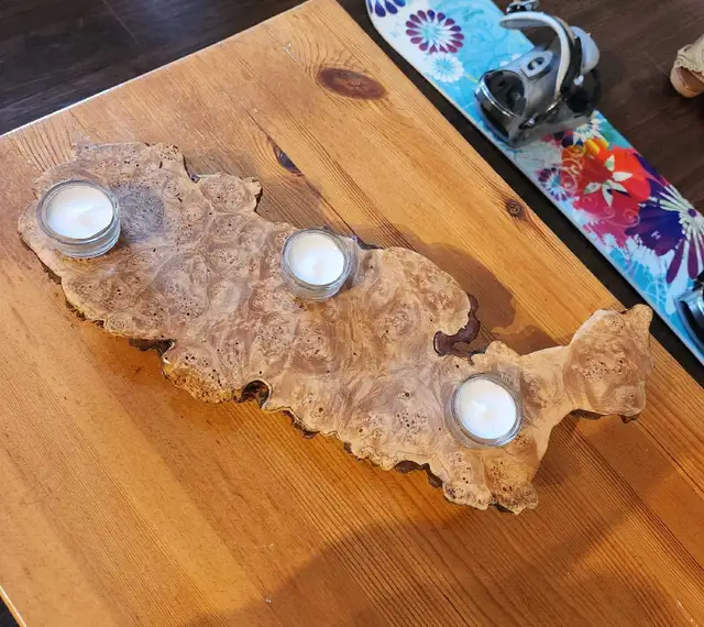 beautiful hand made live edge wood burl candle holder in Home Décor & Accents in Ottawa - Image 4