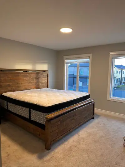 3bedrooms plus den