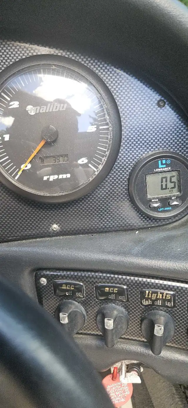 2000 Malibu Boat - Sunsetter LXI in Powerboats & Motorboats in Ottawa - Image 8