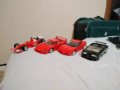 ️ Collection d'autos 1/18 | 1/18 Car Collection ️ **DISPONIBLE / AVAILABLE** **LOT DE 4 VOITURES DE...
