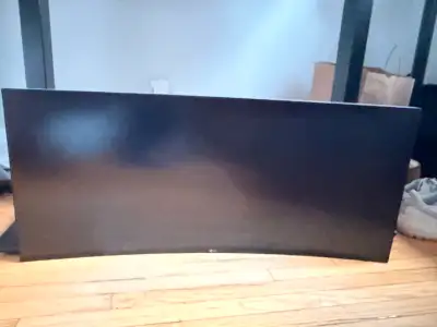 [broken] LG 34 inch Monitor ultrawide , View more