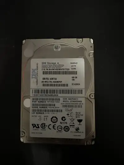 Disque dur IBM 600 Go 10K SAS 2,5 po - FRU 45W7732, View more