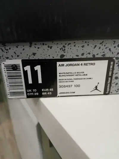 Nike Air Jordan 4 Retro, View more