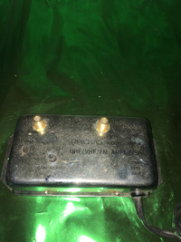 Provo UHF / VHF / FM Amplifier - Model AMP-4