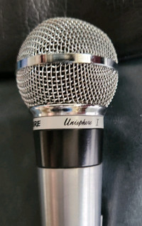Microphone Shure Unishpere1 working