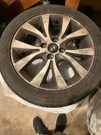Selling 4 original Hyundai accent rims size 16 with summer tires on. Two of the tires are worn out b...
