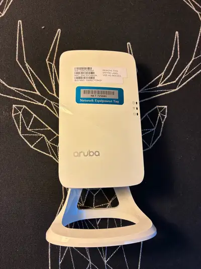 Boost your connectivity with this pre-owned Aruba APIN0303 Wireless Access Point, designed for relia...