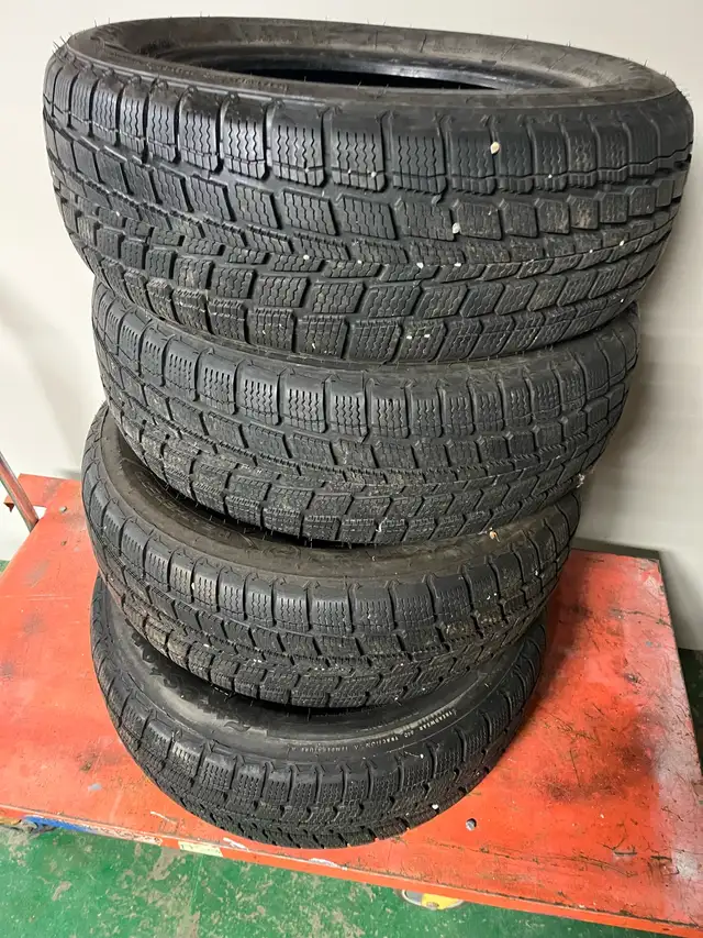 Tiers 205/60/ R16