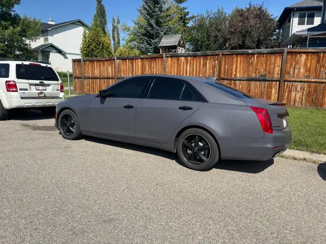 2015 Cadillac 548407619544698882