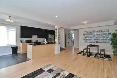 All Inclusive & Furnished! Private Room for Rent in Richmond