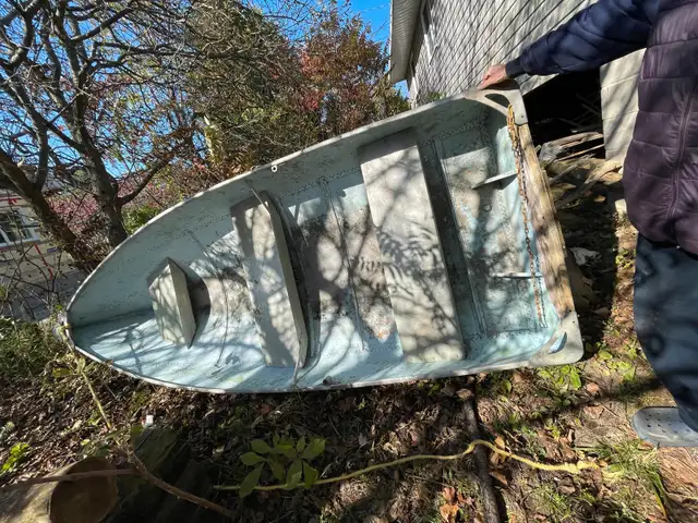 12 foot Aluminum Fishimg Boat FS in Powerboats & Motorboats in Ottawa - Image 2