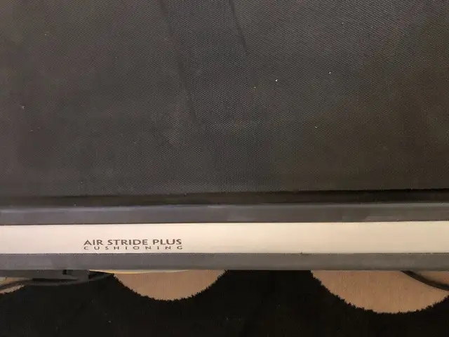 Treadmill in Exercise Equipment in City of Toronto - Image 8