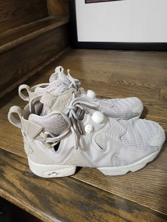2017 Future x Reebok Furikaze 'Sandstone' in Men's Shoes in Oakville / Halton Region - Image 4