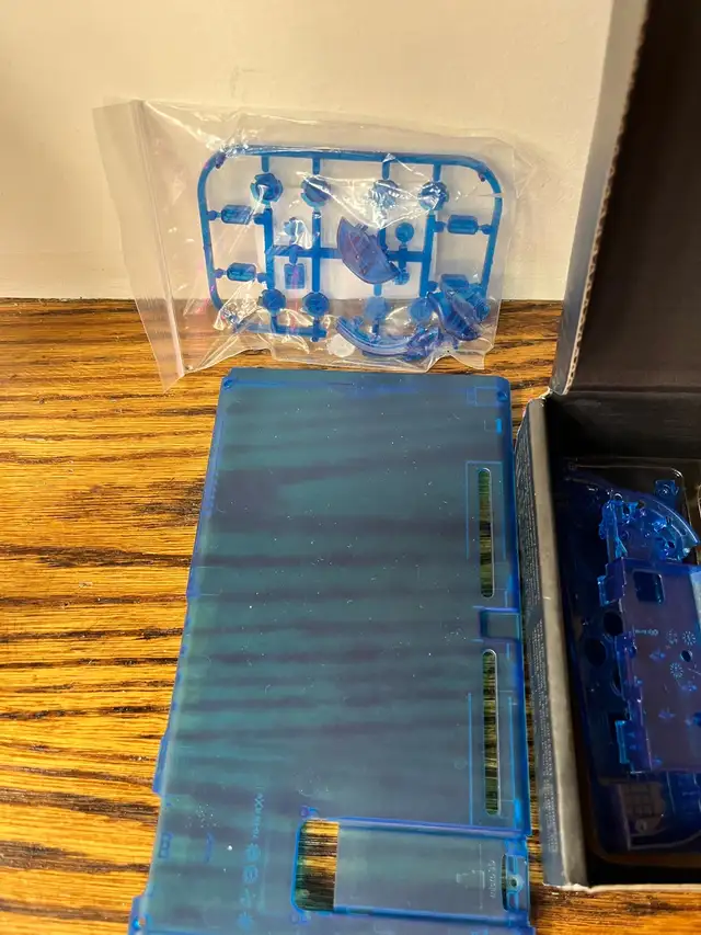 Replacement Blue Transparent shell for Nintendo Switch in Nintendo Switch in Oakville / Halton Region - Image 4
