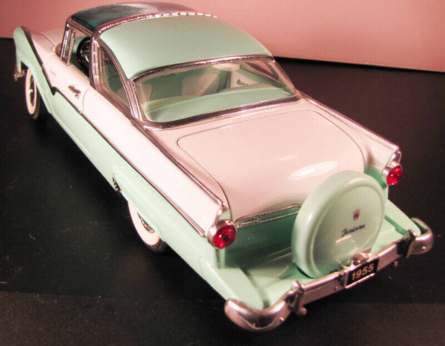 1955 Ford Crown Victoria Diecast in Arts & Collectibles in City of Toronto - Image 2