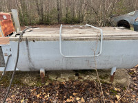 Commercial minnow tank
