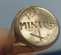 Old Original 10k Gold Ring 1959-1960 P.A. Mintos Hockey Team!!